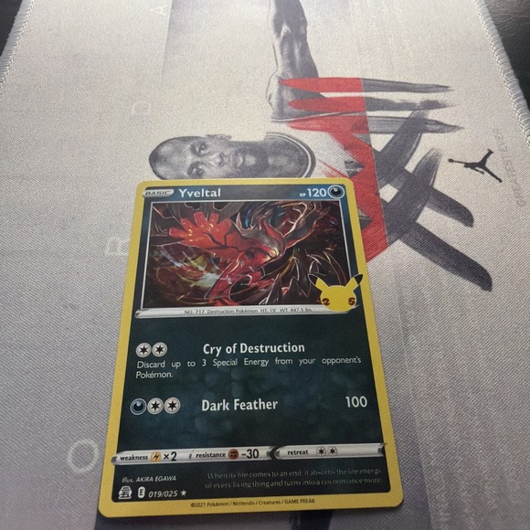 Pokemon Other - Yveltal 19/25 25th Ann. Celebrations Holo Pokemon NM Illustrator Akira Egawa